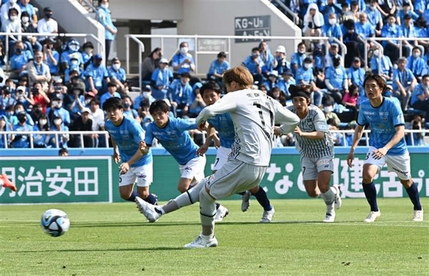 Abispa Fukuoka empata em 1 a 1 com Yokohama FC